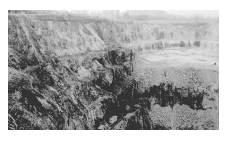 铜山口铜矿露天采场边坡平面破坏研究